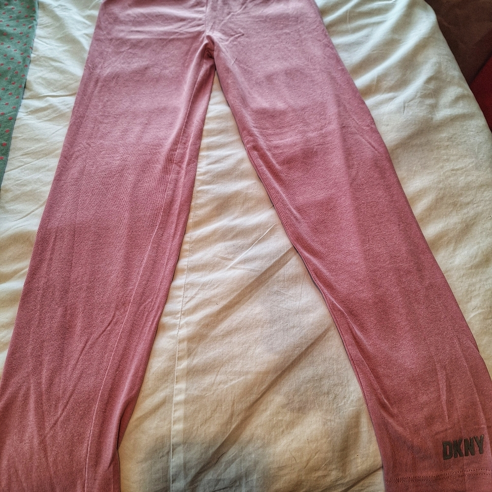 2 pairs of girls size 14/16 DKNY leggings